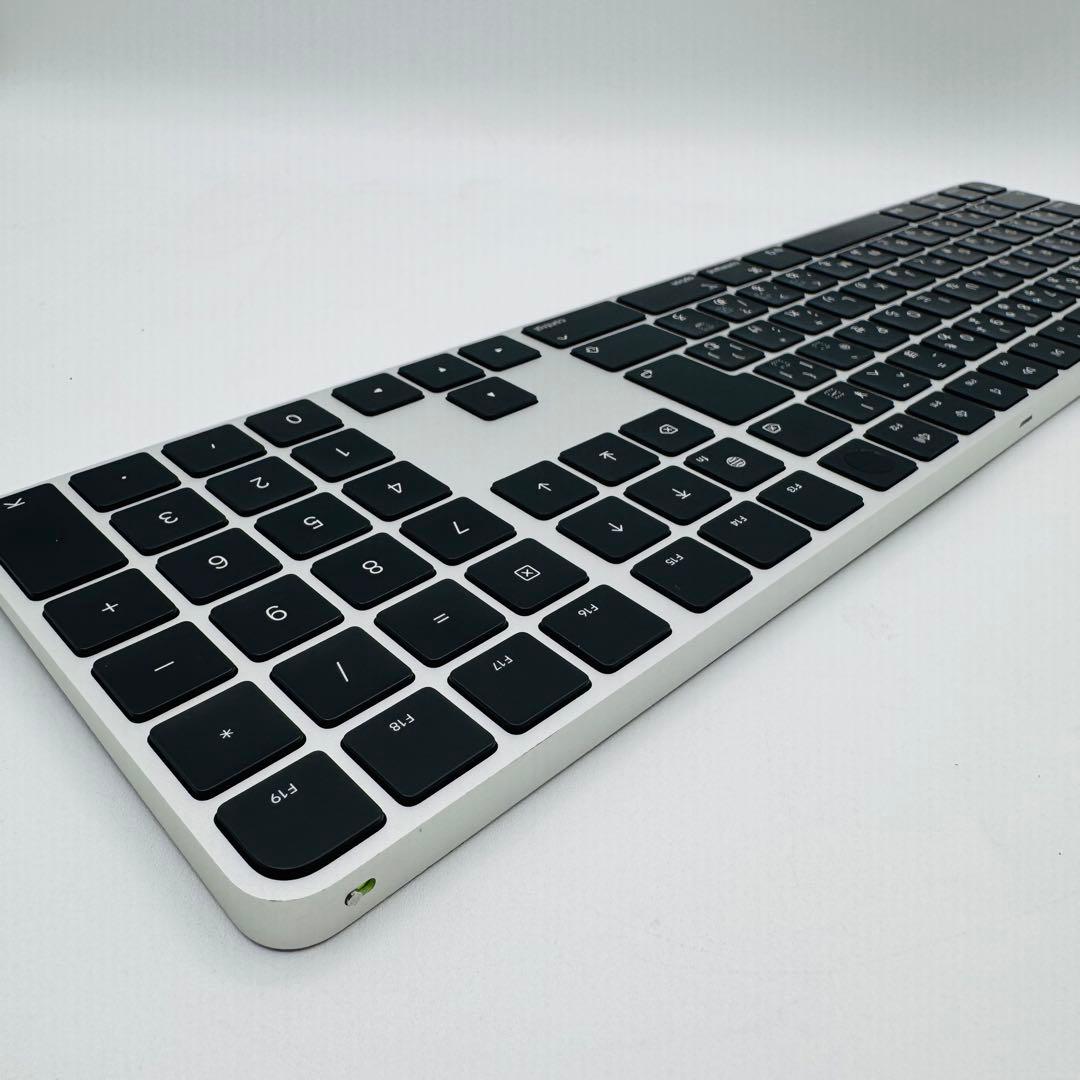 キーボード MagicKeyboard TouchID MMMR3J/A Lightning