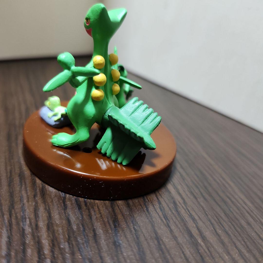 美品　立体ポケモン図鑑　キモリ　ジュブトン　ジュカイン