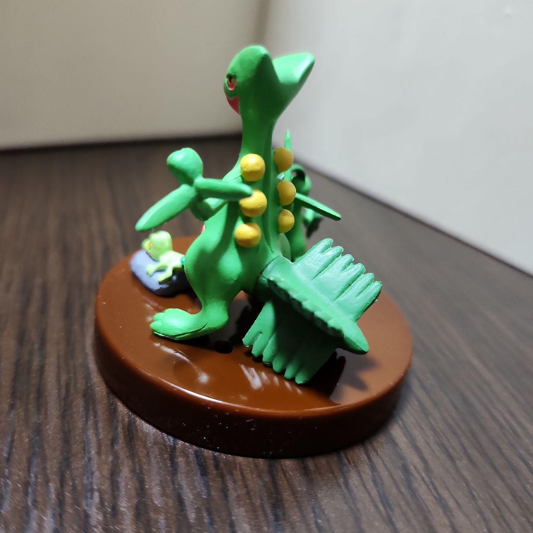 美品　立体ポケモン図鑑　キモリ　ジュブトン　ジュカイン