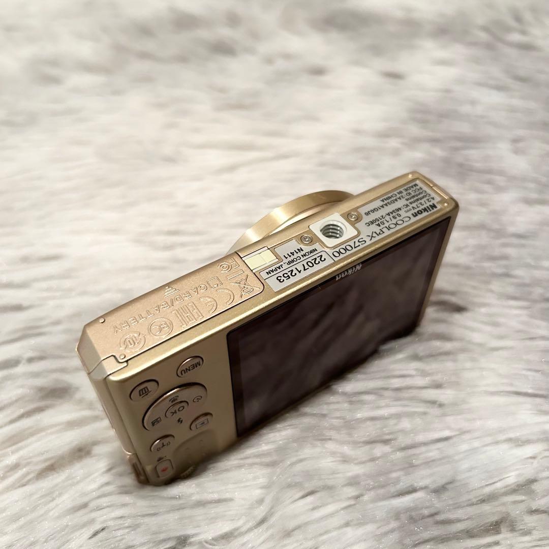 【極美品】Nikon COOLPIX S7000 元箱付きデジカメ WIFI