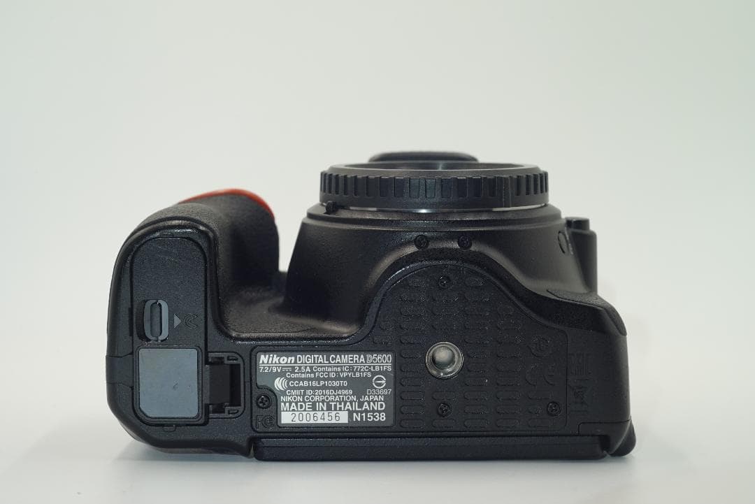 美品　NIKON D5600 AF-Pダブルズームセット