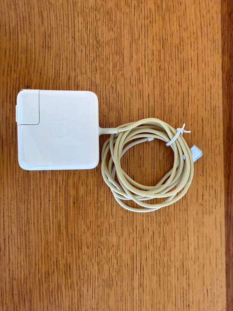 MacBook本体 MacBook Air (13-inch,Early2015 4G/256G)