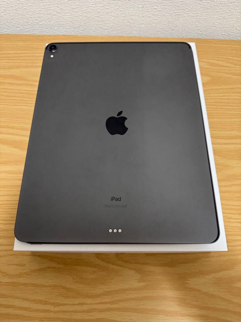 iPad Pro 12.9インチ スペースグレー 第3世代　256GBWi-Fi