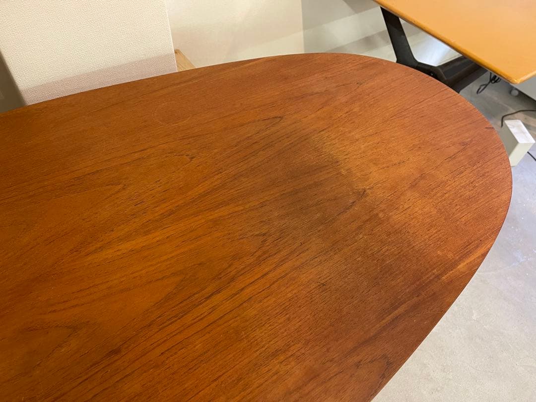 ヴィンテージ　北欧家具　チーク材　キドニーデスク　デンマーク