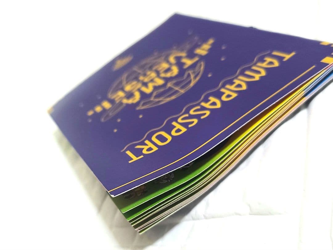 たまパスポート & たまステッカー8枚 セット Tamagotchi Uni