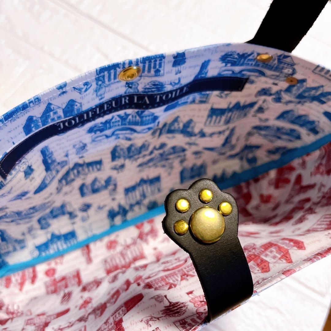 ジョリーフルール♡アリスのお茶会ブルー　ラウンドバッグ　いちごチャーム付き