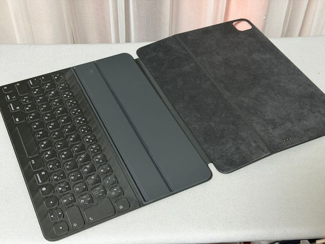 【中古極美品】Apple 12.9インチSmart Keyboard Folio
