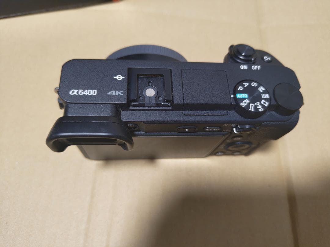 sony α6400　/　シャッター数 : 28950