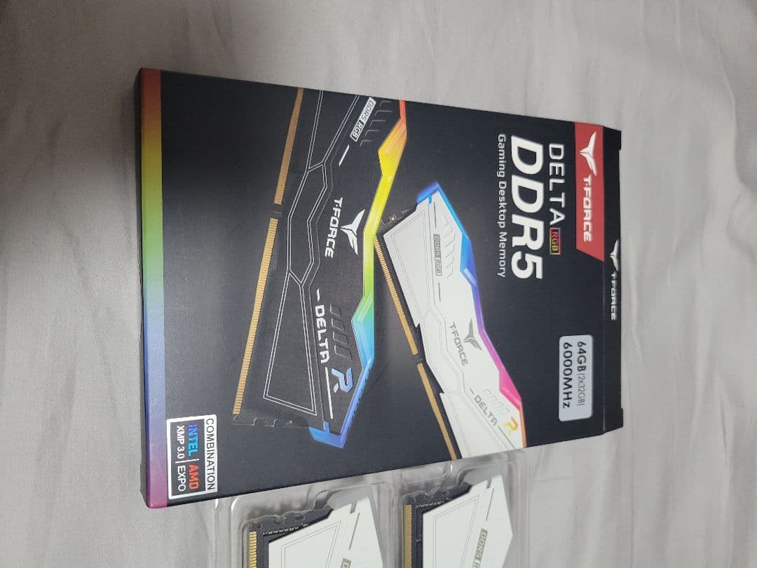T-FORCE DELTA R DDR5 64GB(32×2) 6000MHz