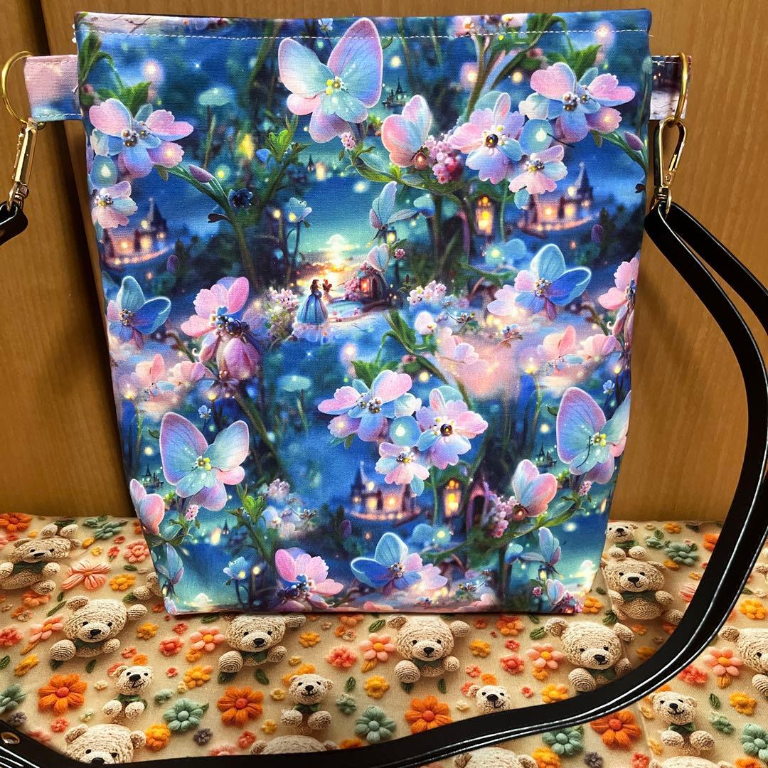 ①ともちゃん 布バスケット＆マチありサコッシュ(大)ベルト付き