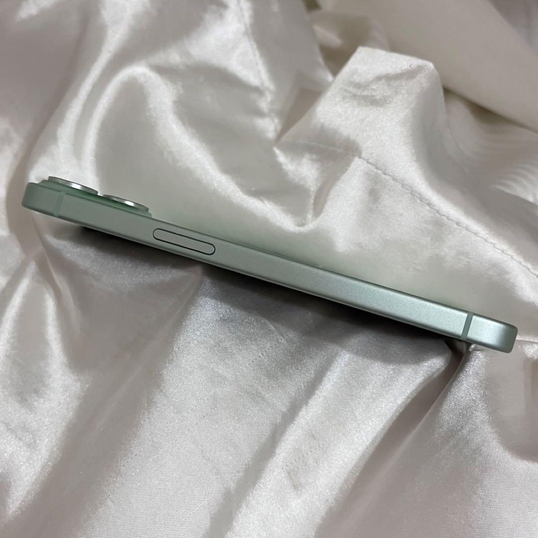 【美品】Apple iPhone15 グリーン 本体 256GB SIMフリー