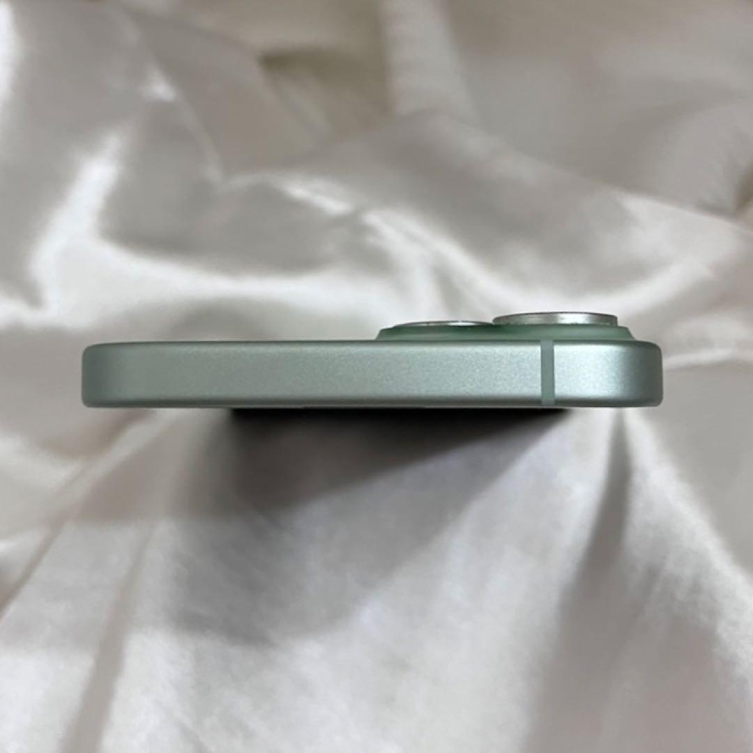 【美品】Apple iPhone15 グリーン 本体 256GB SIMフリー