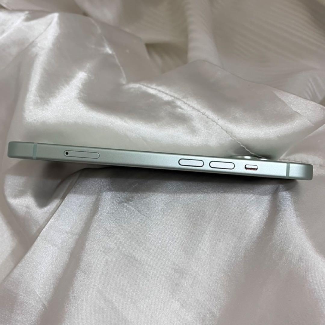 【美品】Apple iPhone15 グリーン 本体 256GB SIMフリー