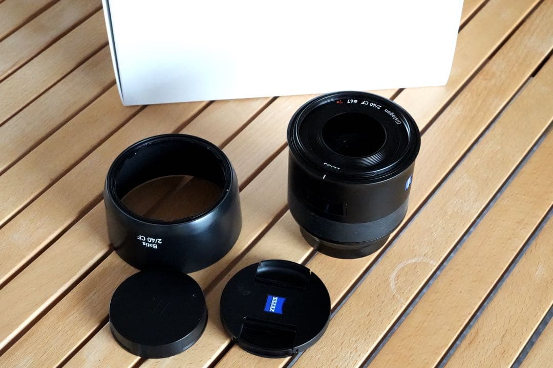 【ジャンク品】レンズ　zeiss batis 2/40 CF