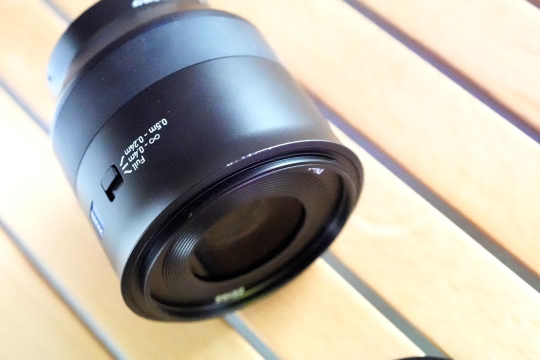 【ジャンク品】レンズ　zeiss batis 2/40 CF
