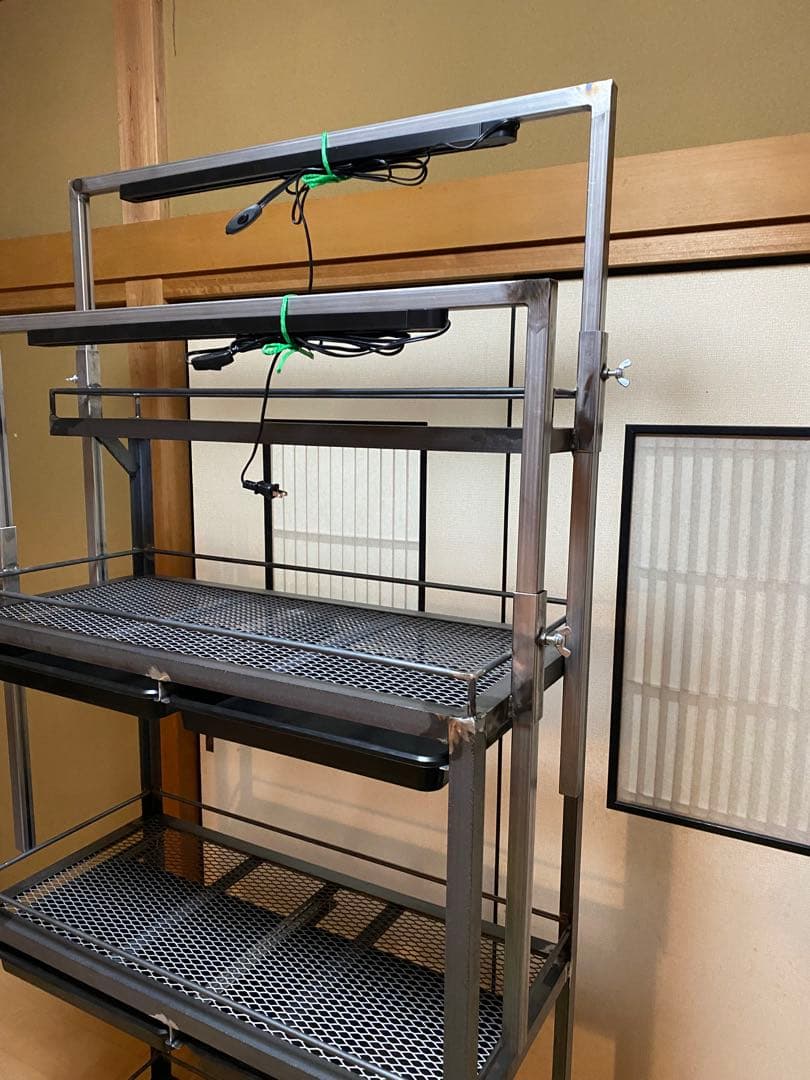 アイアンシェルフ　アイアンラック　植物　育成ライト