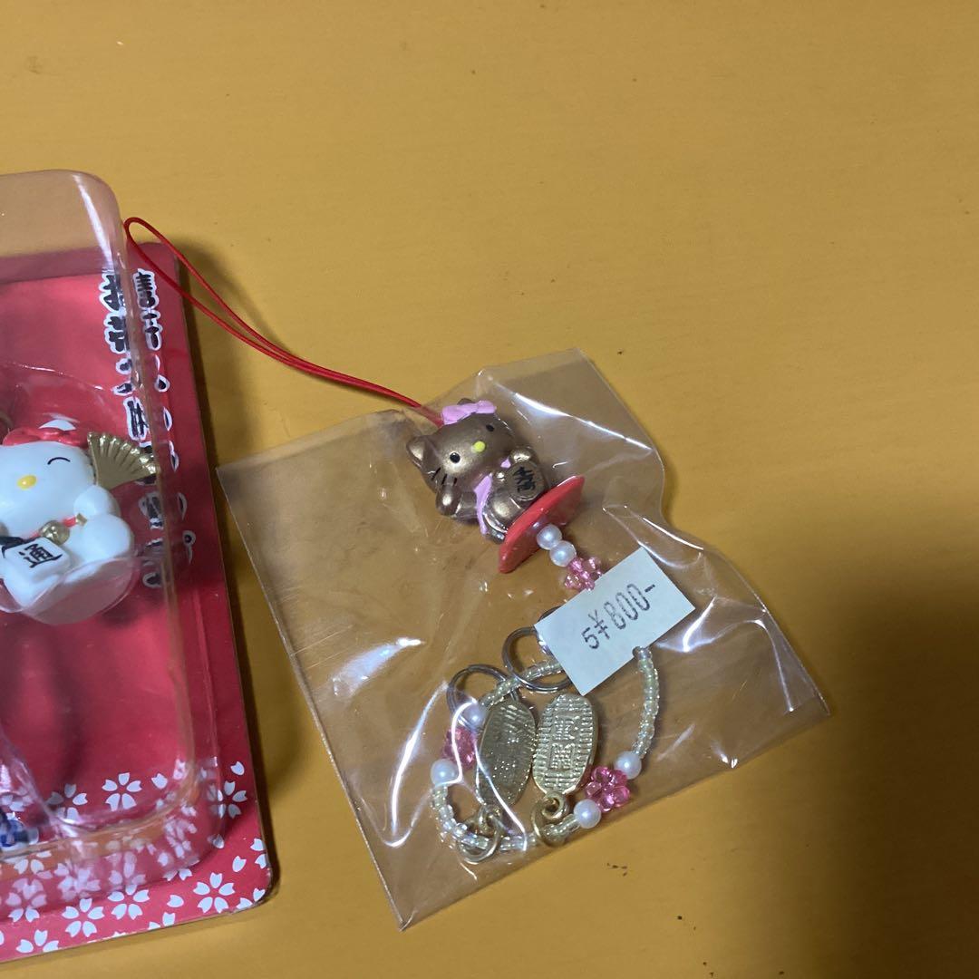 2970　ハローキティ　 　　　七福猫&招き猫 &ダルマ猫