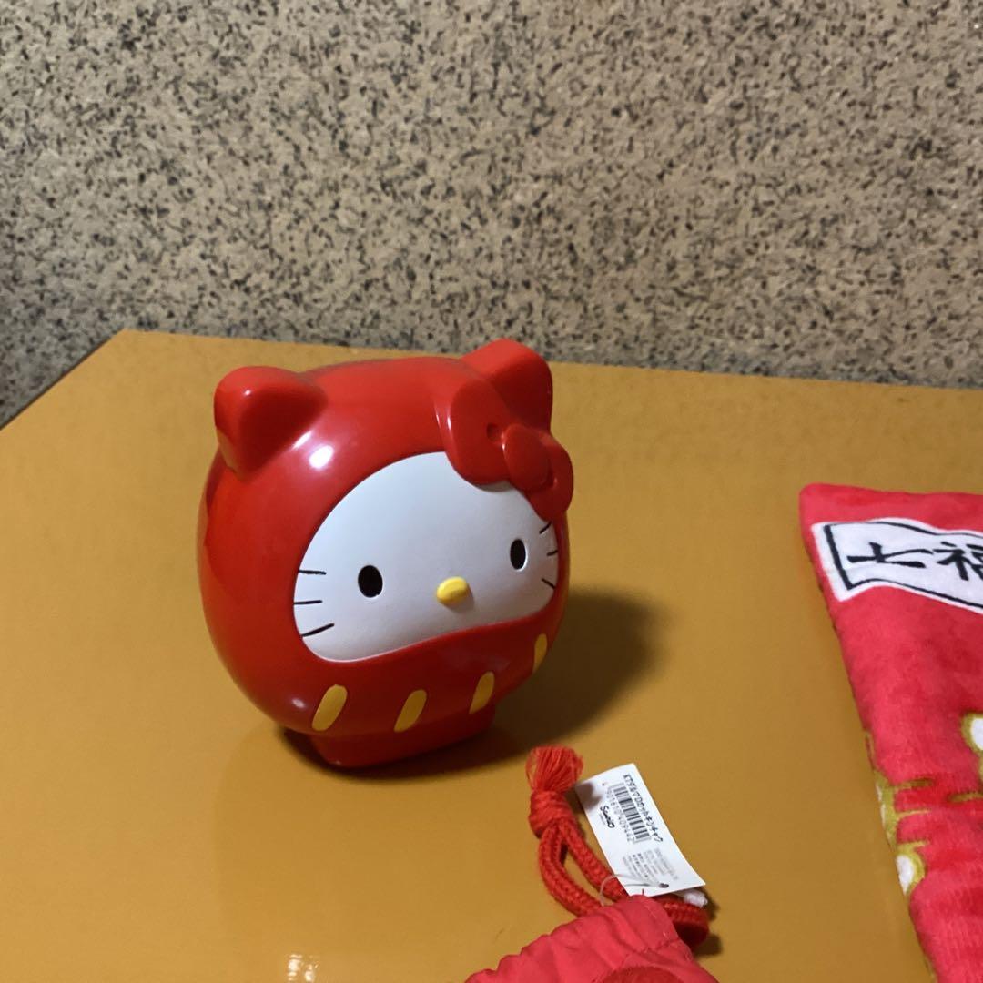 2970　ハローキティ　 　　　七福猫&招き猫 &ダルマ猫