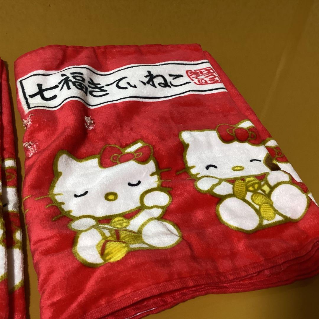 2970　ハローキティ　 　　　七福猫&招き猫 &ダルマ猫