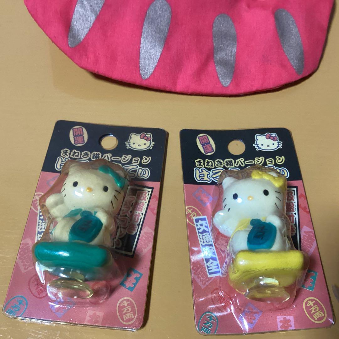2970　ハローキティ　 　　　七福猫&招き猫 &ダルマ猫