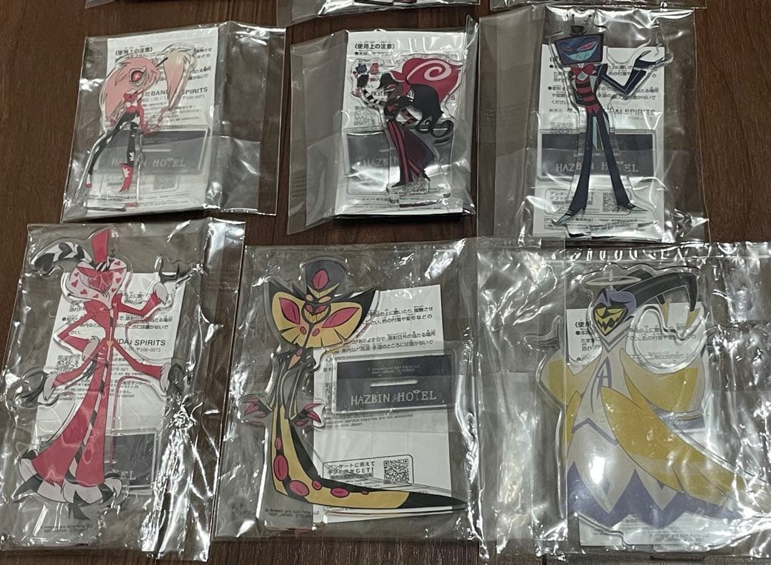 ハズビン・ホテルへようこそ スタンド付きアクリルプレート 全18種 フルコンプ