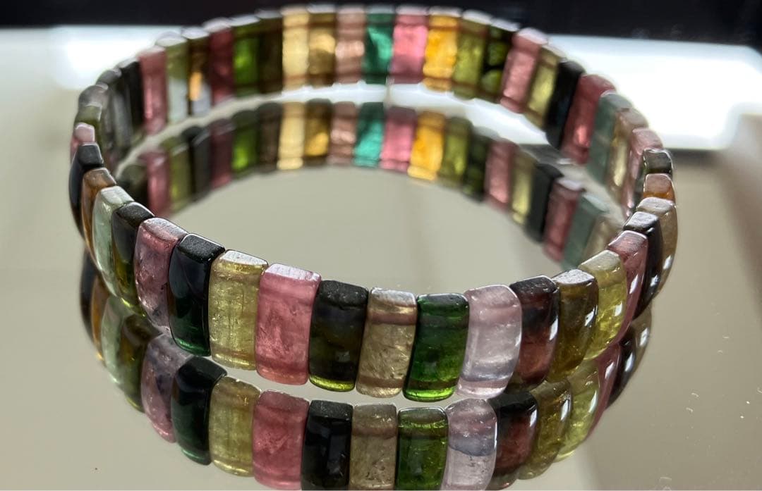 天然 マルチカラートルマリン バングル綺麗に輝く逸品 10月誕生石