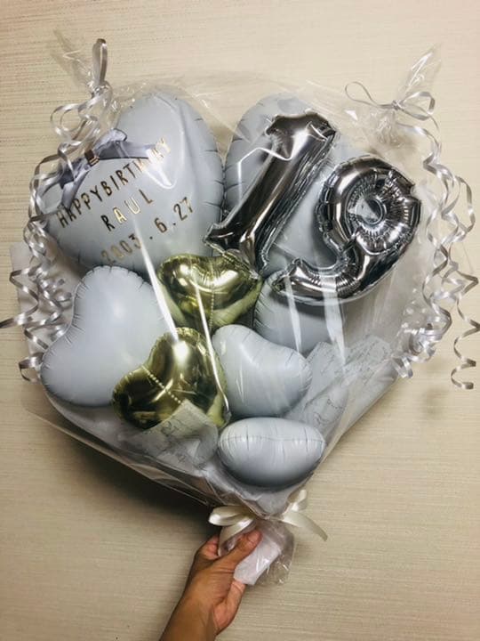 バルーンブーケ　推しバルーン　バルーンギフト　バルーンアレンジ  誕生日　推し