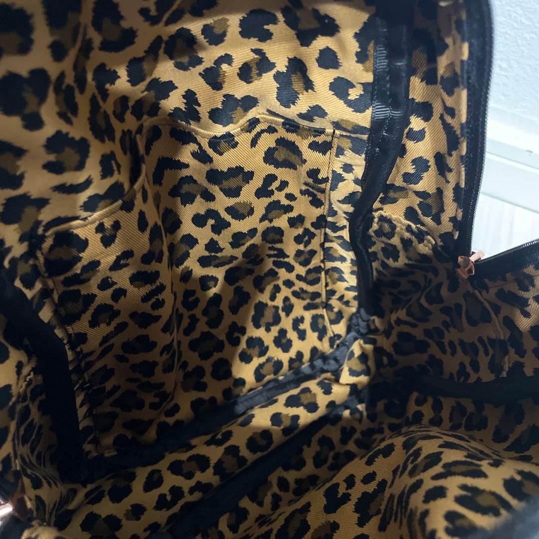 ロラライハリス・刺繍　ボディバッグ・M