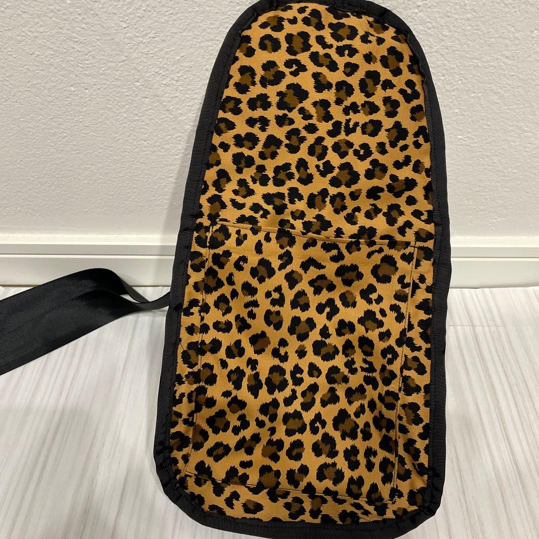 ロラライハリス・刺繍　ボディバッグ・M