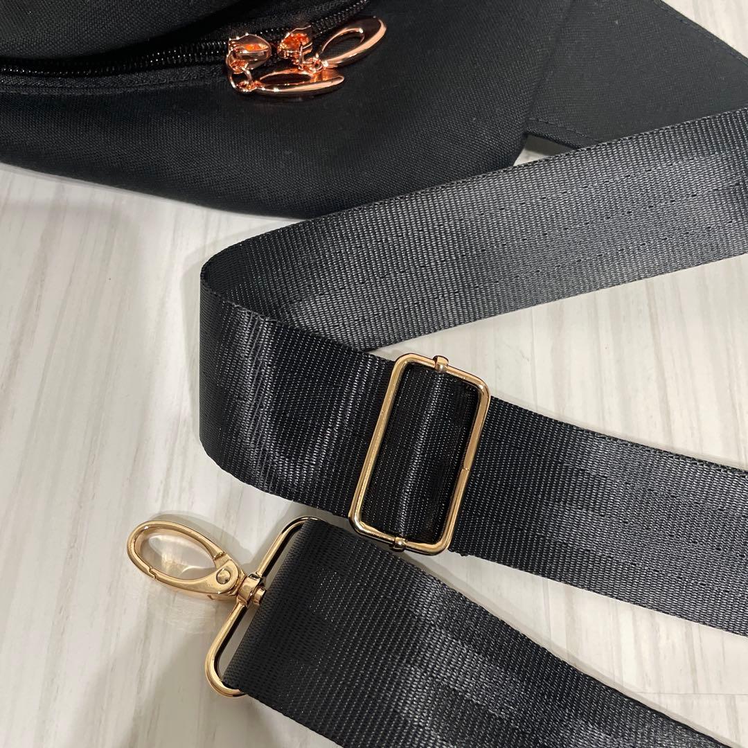 ロラライハリス・刺繍　ボディバッグ・M