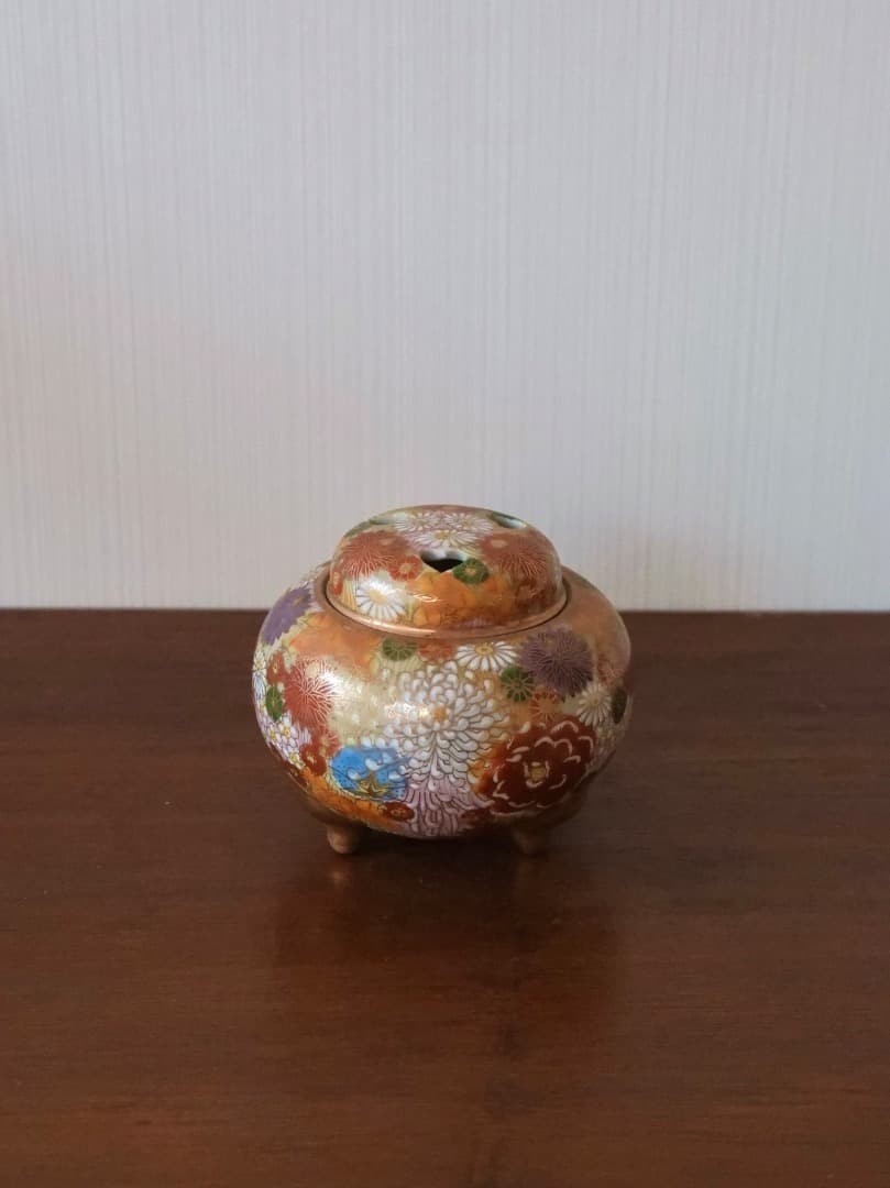 九谷焼　九谷章山　香炉　金彩　香道具　茶道具　Q2480