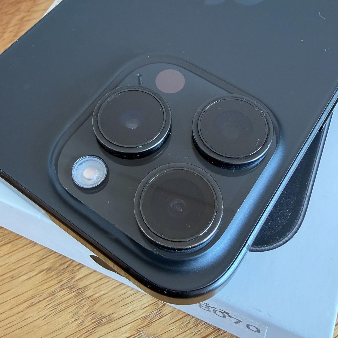 【シャッター音なし】iPhone15 Pro 512GB SIMフリー
