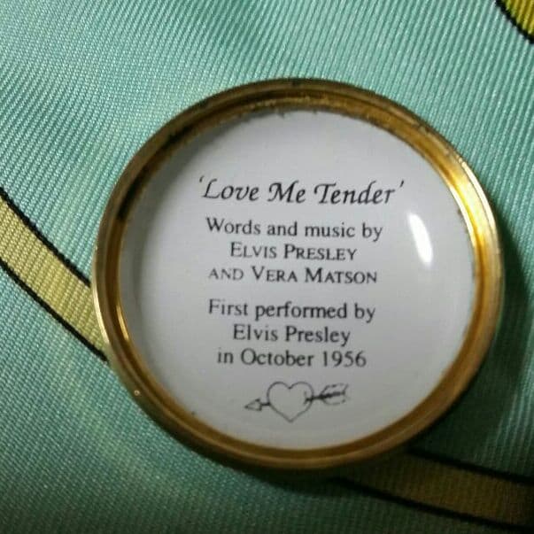 HALCYON DAYS ENAMELSケース(Love Me Tender)