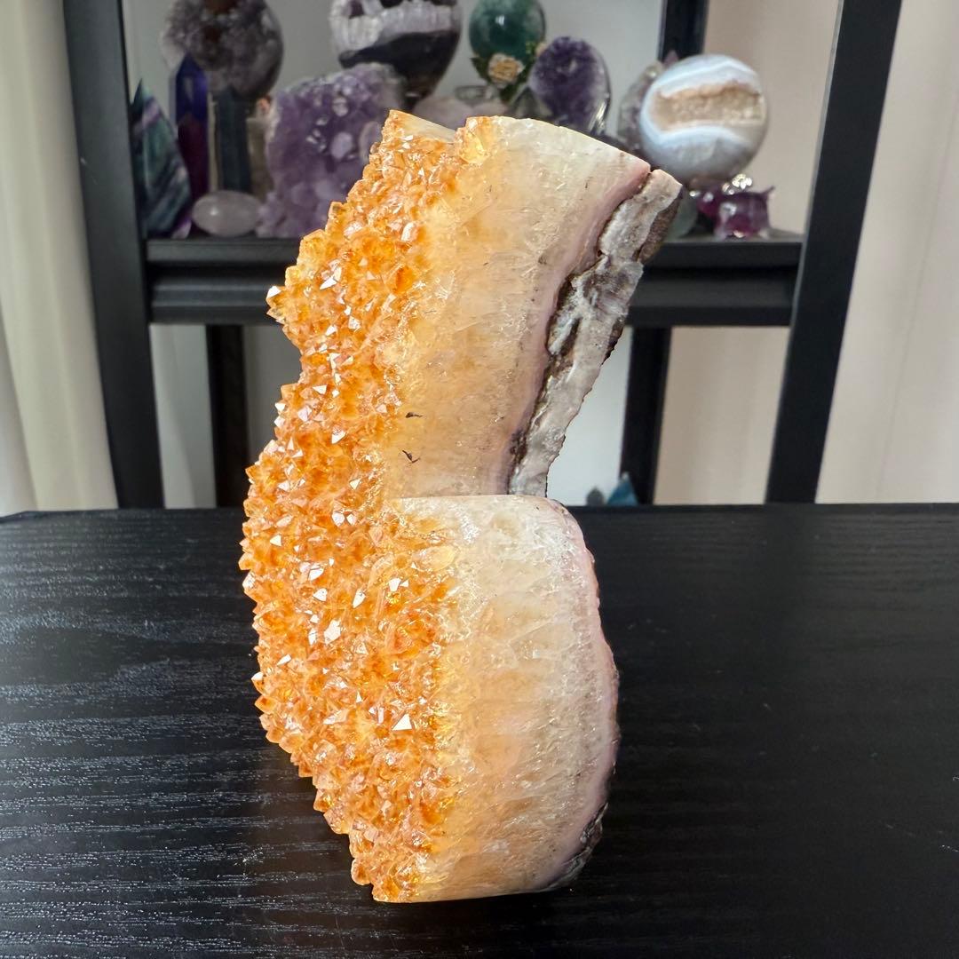 天然石シトリンの猫ちゃん　置物　彫物NO.112303