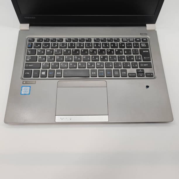 軽量 バッテリー◎ 13 東芝 i5-7 8GB SSD128GB オフィス