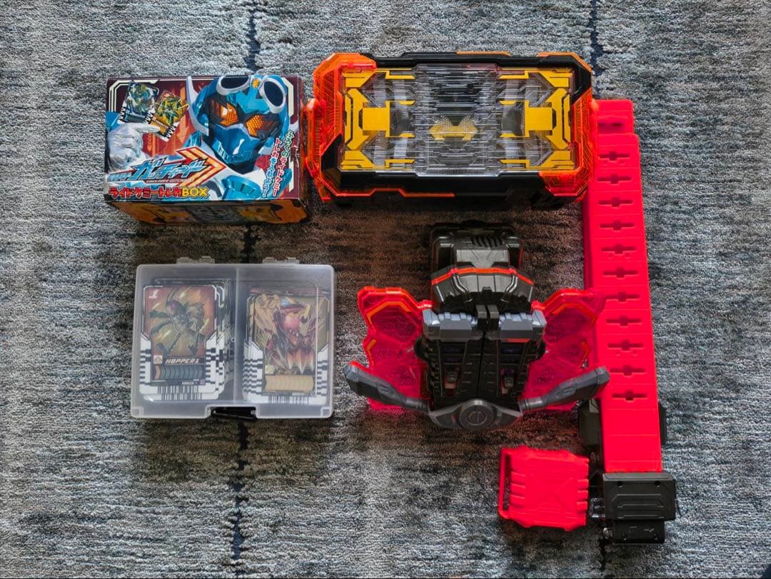 仮面ライダーガッチャードセット ドライバー ライドケミートレカ