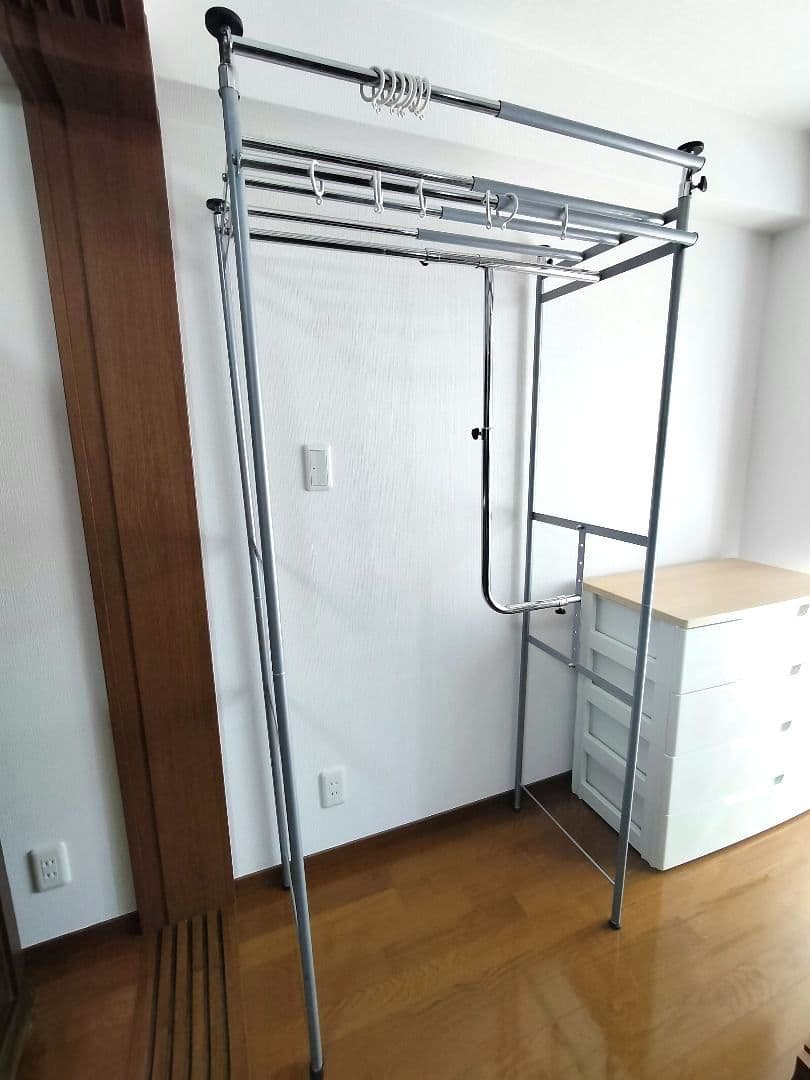 突っ張りハンガーラック、衣装収納、ワードローブ、高さ調整可能