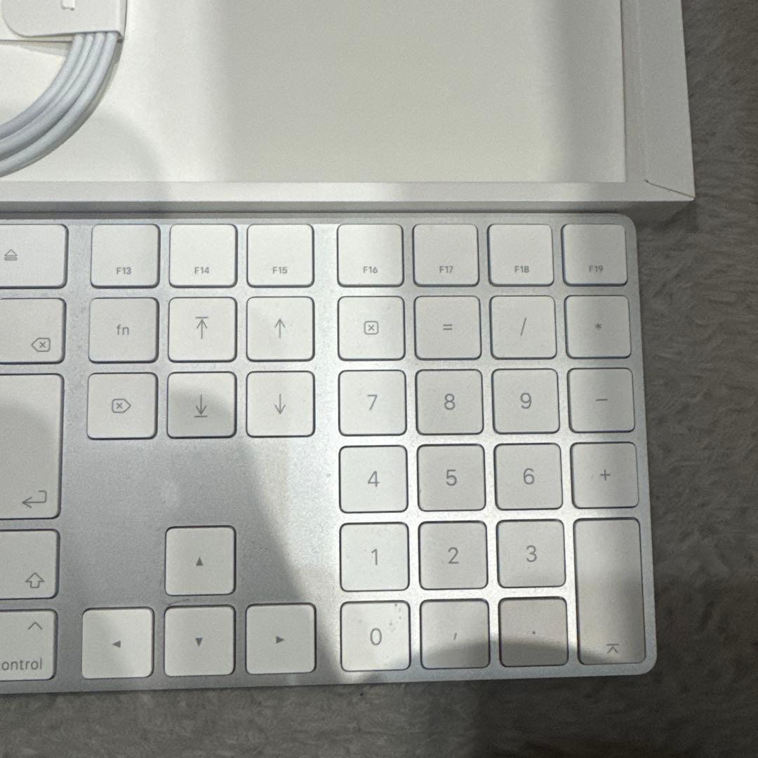 Apple Magic Keyboard 日本語配列 本体