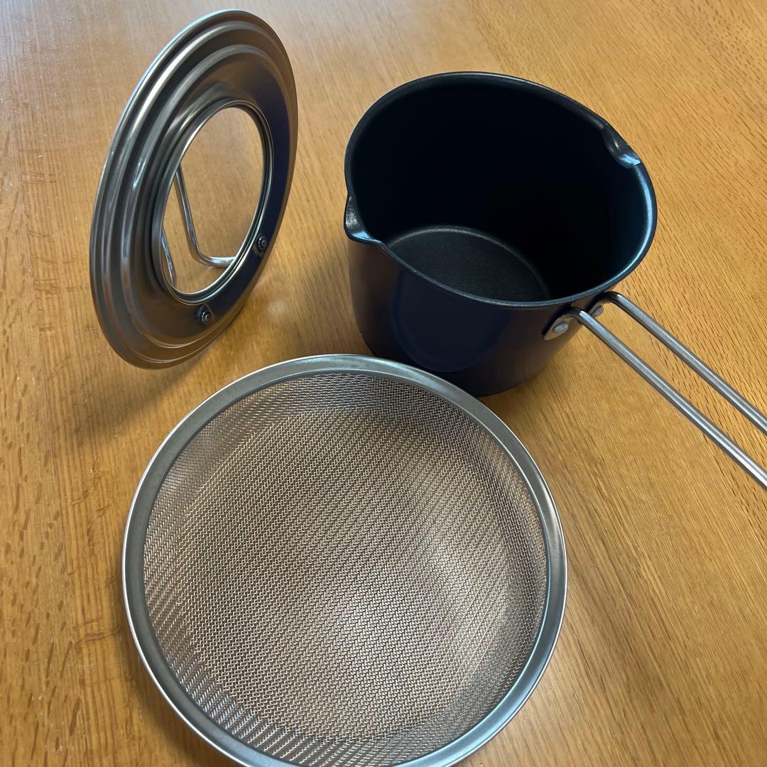 栗原はるみ　マルチパン　16cm フライパンカバー　ラバーゼ　浅型ざる（中）