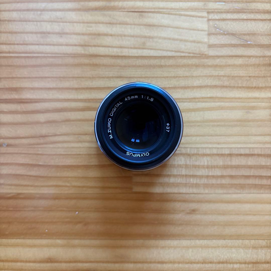 M.ZUIKO DIGITAL 45mm F1.8 ブラック