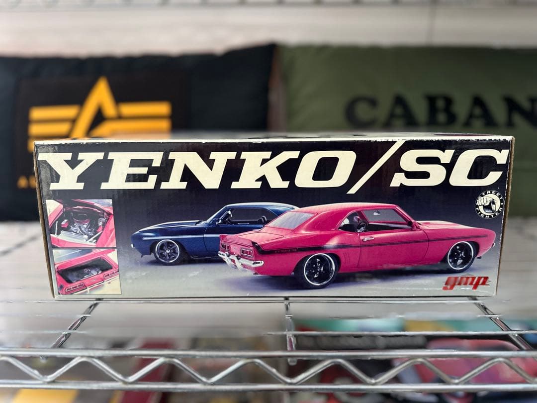 GMP製1969シボレーカマロ YENKO/SC 1/18限定品