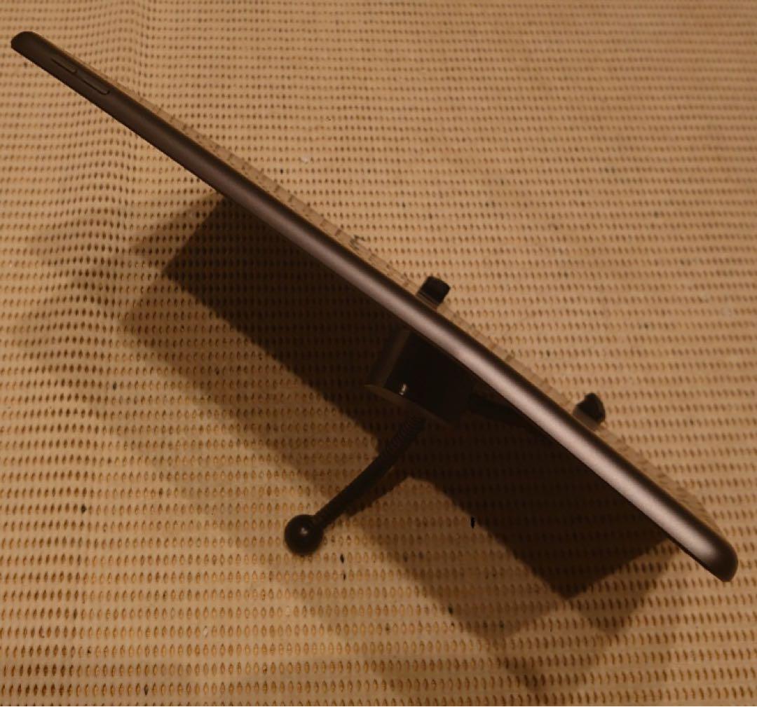 完動品iPad第7世代(A2197)本体32GBグレイ送料込DMF3M