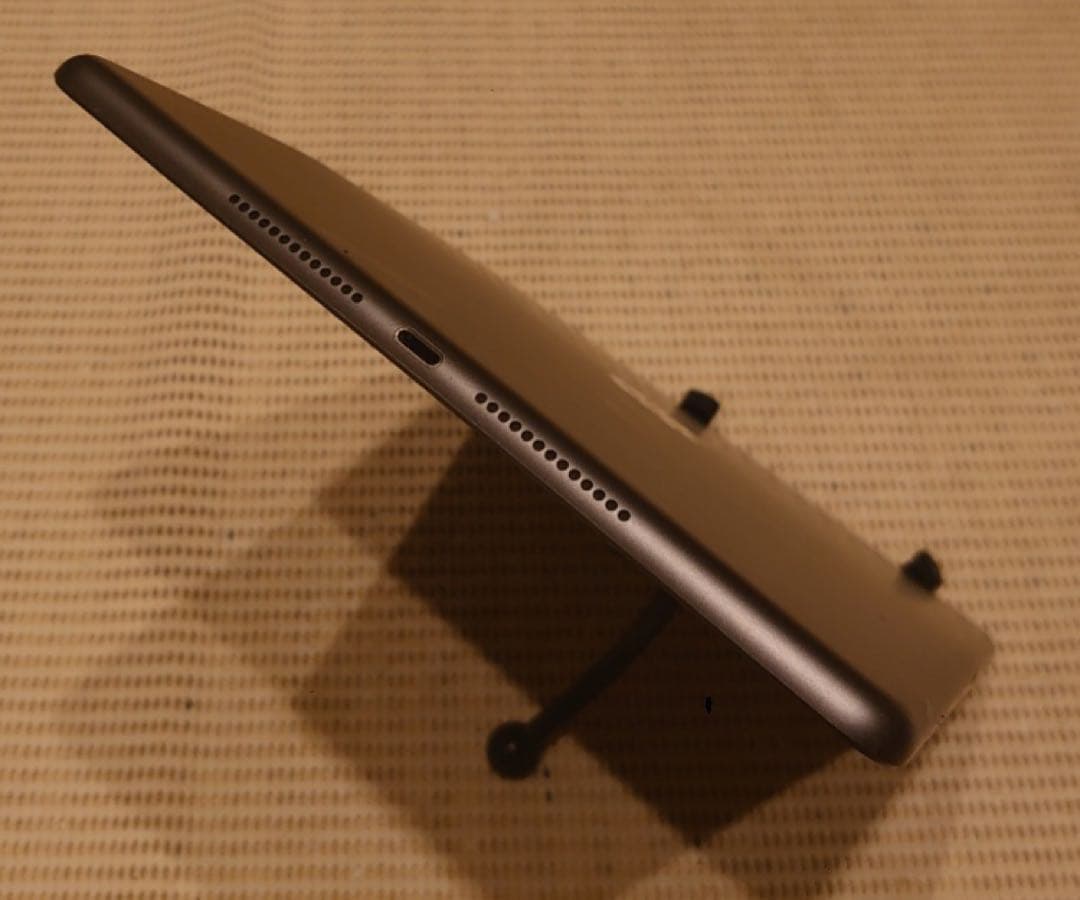 完動品iPad第7世代(A2197)本体32GBグレイ送料込DMF3M