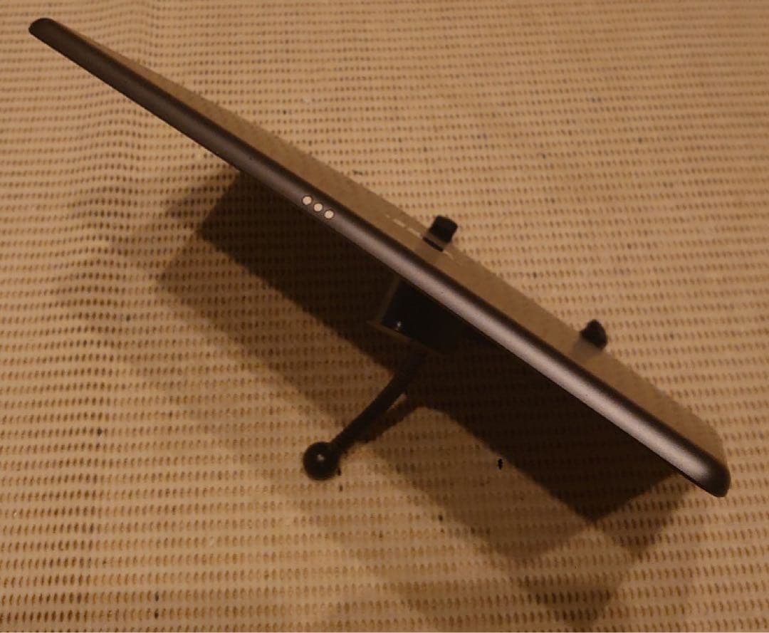 完動品iPad第7世代(A2197)本体32GBグレイ送料込DMF3M