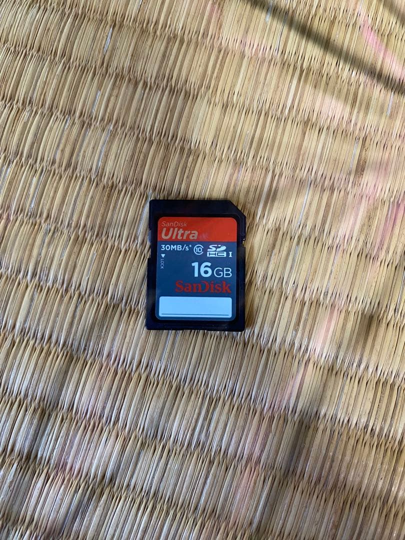 しろくろさま　Nikon D7100 フルセット