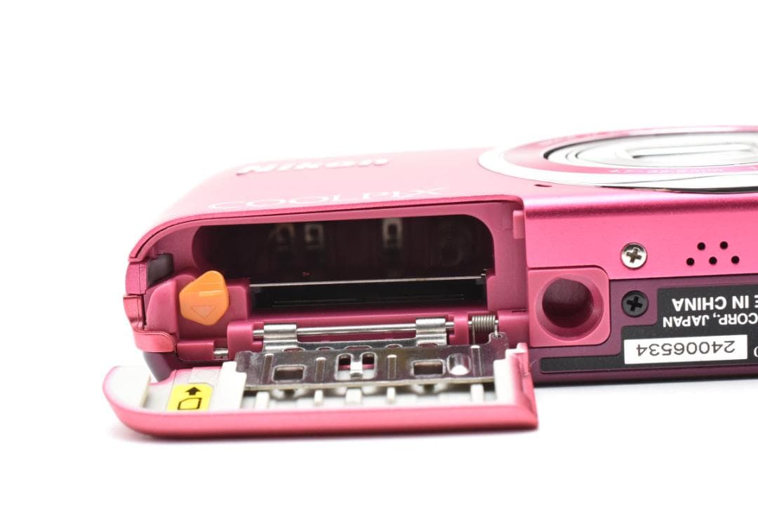 ■ 美品 ■ ニコン　Nikon COOLPIX S3500 ストロベリーピンク