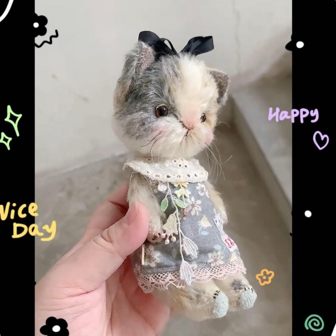 物静かな仔猫 ぬいぐるみ ハンドメイド ねこ 海外作家様 アーティストベア