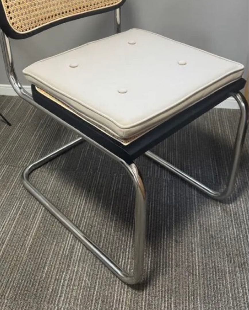 KuHoN　　チェスカチェア