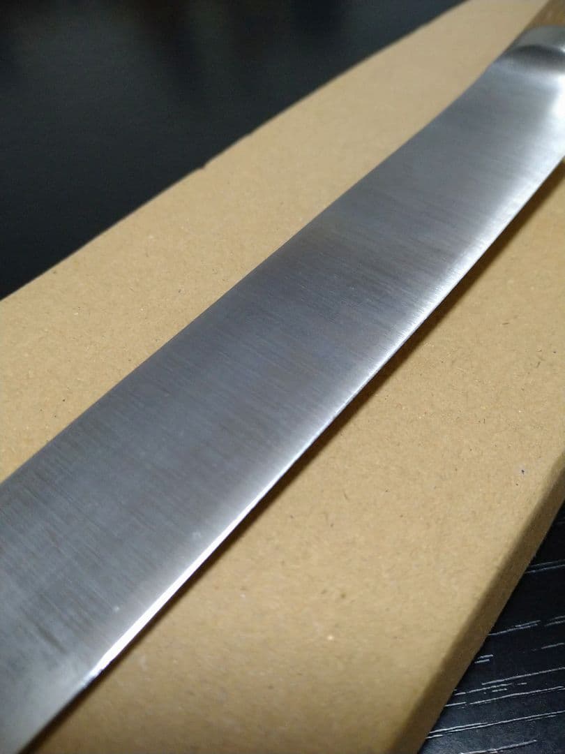 タダフサ パン切り