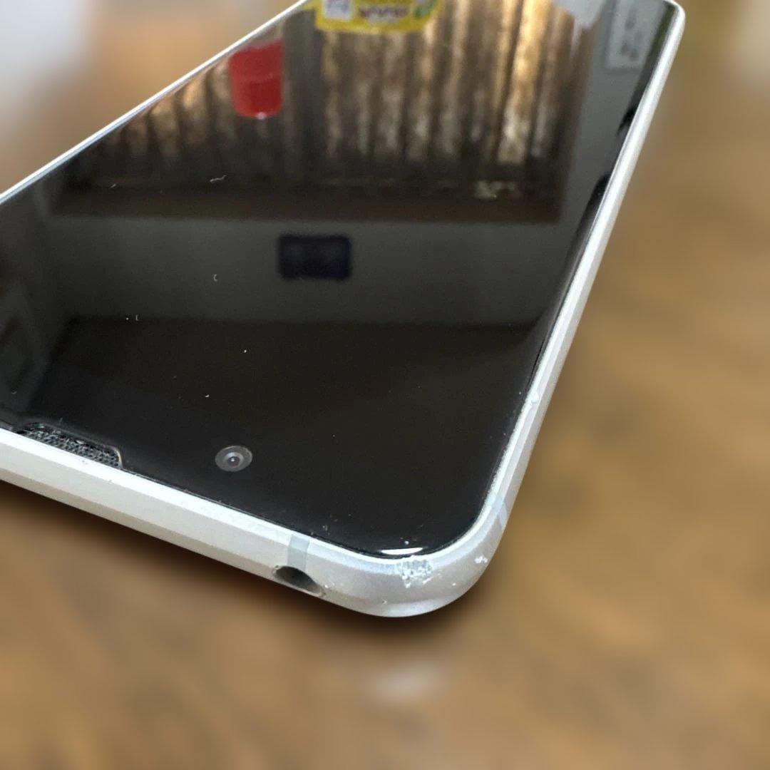 AQUOS sense3 basicシルバー 本体